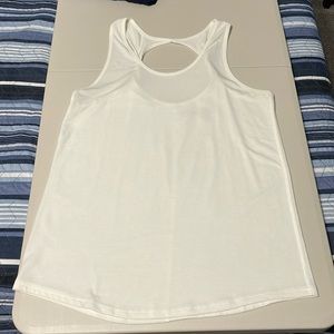 Zyia white tank w/ twist straps in the back XL
